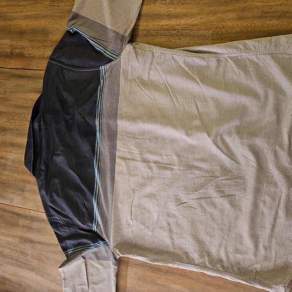 Striped Sean John Button down - Picture 3 of 3